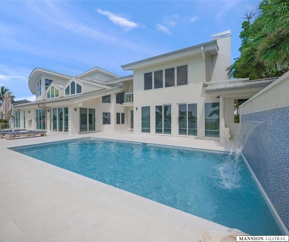 Sarasota, Florida’s Most Expensive Home for Sale Is Owned by a Former FDIC Chairman